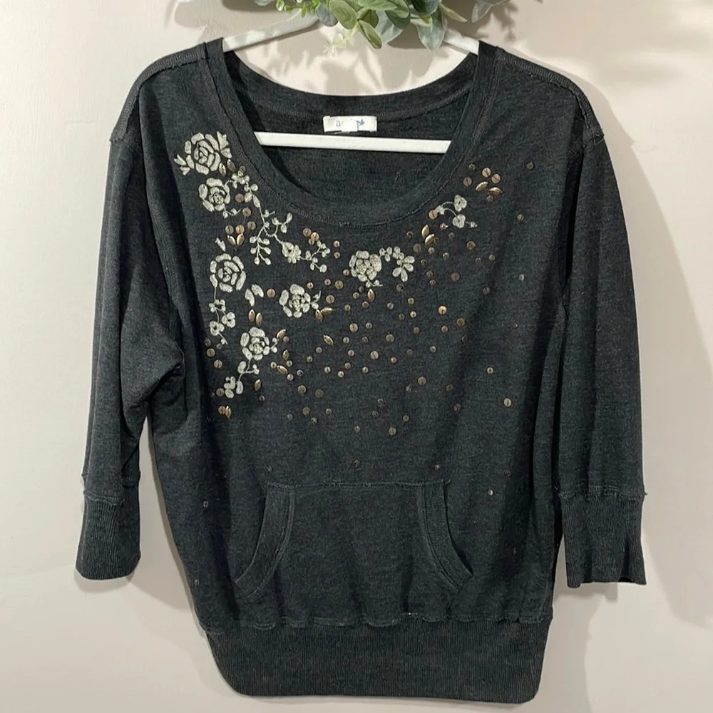 Aerie 3/4 Sleeve Floral Embroidered Metal Accent Y2k Style Sweatshirt M